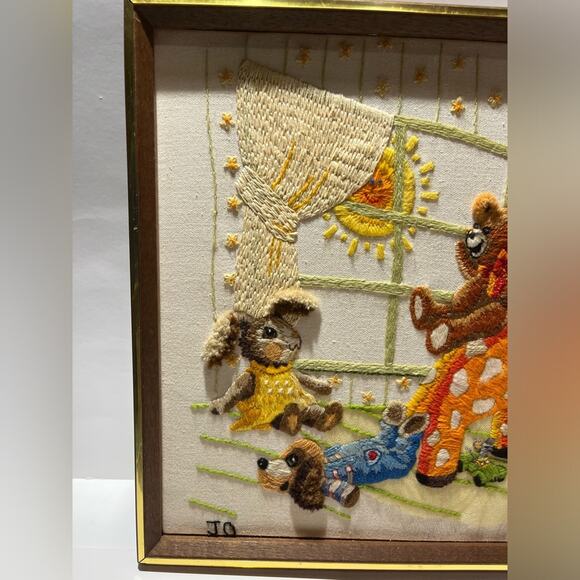 Vintage 1980 handmade crewel embroidered children’s wall art - Picture 2 of 13